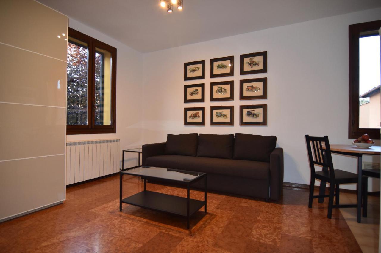 Emilia Suite Bologna Bagian luar foto