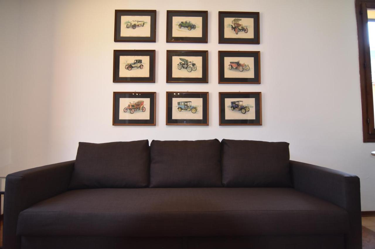 Emilia Suite Bologna Bagian luar foto